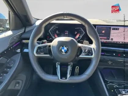 Photo 11 BMW Serie 5 Gén. VII (G61) Ph1 M Sport 5