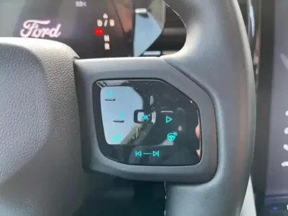 Photo 11 Ford Explorer  286ch Extended Range 77kWh RWD