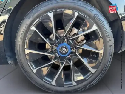 Photo 9 Renault Clio  1.6 E-Tech 145ch full hybrid esprit Alpine - 24 GPS