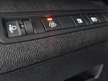 Photo 29 Peugeot 3008  Hybrid 225 e-EAT8