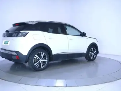 Photo 72 Peugeot 3008  Hybrid 225 e-EAT8