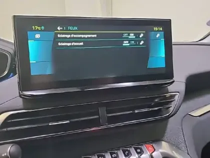 Photo 22 Peugeot 3008  Hybrid 225 e-EAT8