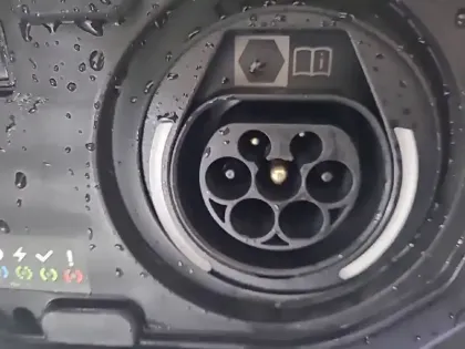 Photo 33 Peugeot 3008  Hybrid 225 e-EAT8