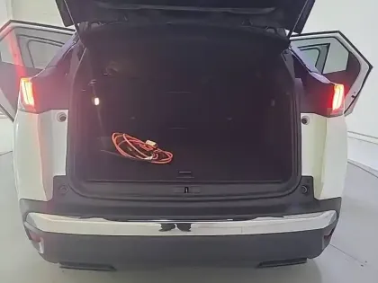 Photo 5 Peugeot 3008  Hybrid 225 e-EAT8