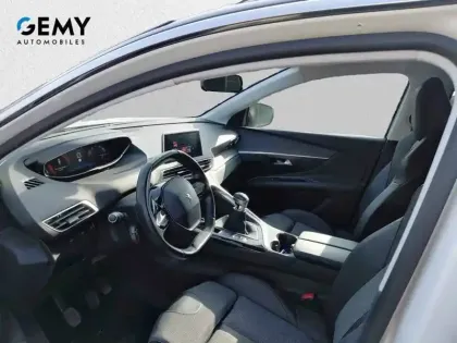 Photo 8 Peugeot 3008  Puretech 130ch S&S BVM6