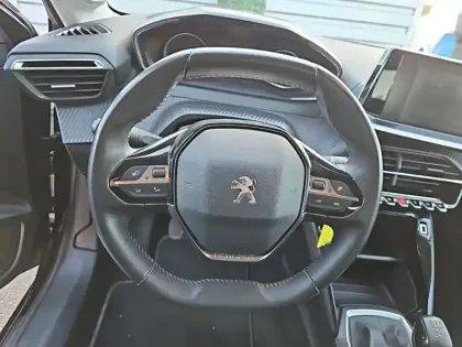 Photo 8 Peugeot 208  PureTech 75 S&S BVM5