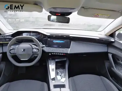 Photo 7 Peugeot 308  PureTech 130ch S&S EAT8