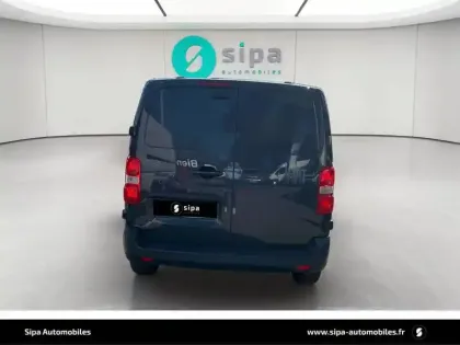 Photo 33 Fiat Scudo  FOURGON BLUEHDI 180 M S&S EAT8