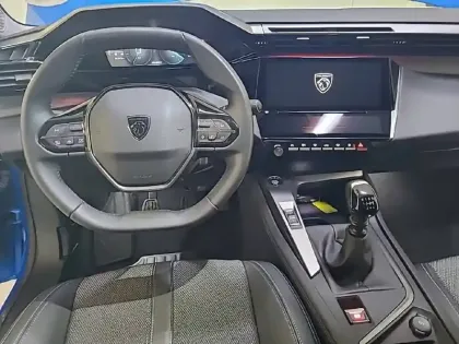 Photo 7 Peugeot 308  PureTech 130ch S&S BVM6