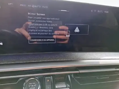 Photo 21 Peugeot 5008  Hybrid 136 e-DCS6