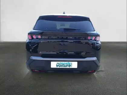 Photo 48 Peugeot 5008  Hybrid 136 e-DCS6