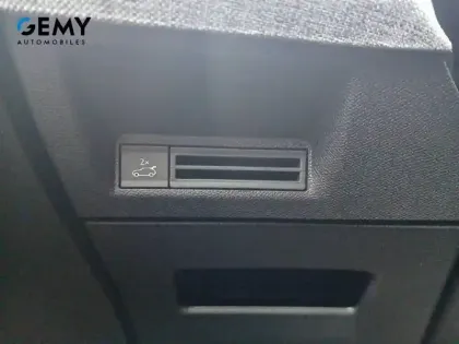 Photo 20 Peugeot 3008  Hybrid 145 e-DCS6