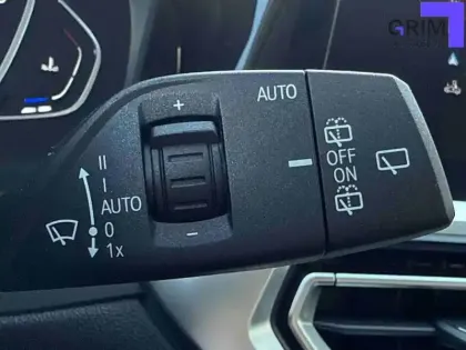 Photo 31 BMW Serie 3 Touring 320d xDrive 190 ch BVA8