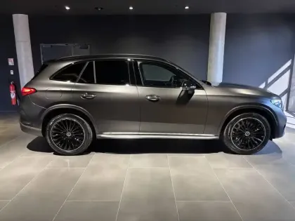 Photo 15 Mercedes Classe GLC Gén. II (X254) Ph1 AMG Line 5