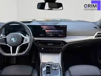 Photo 24 BMW Serie 3 Touring 330e 292 ch BVA8