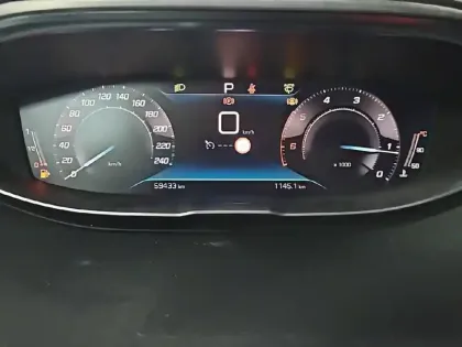 Photo 9 Peugeot 5008  BlueHDi 130ch S&S EAT8