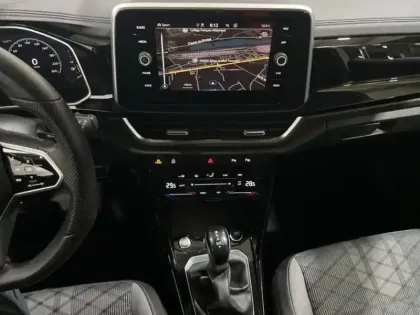 Photo 9 Volkswagen T-roc 1.5 TSI EVO 150 Start/Stop DSG7 R-Line