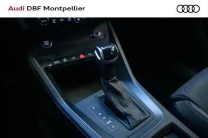 Photo 12 Audi Q3 45 TFSIe 245 ch S tronic 6 S line