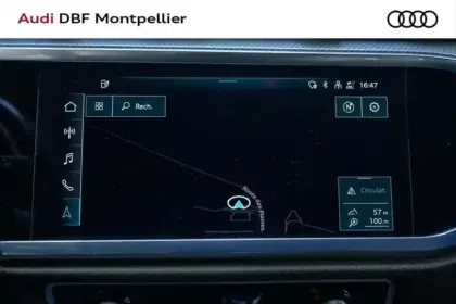 Photo 9 Audi Q3 45 TFSIe 245 ch S tronic 6 S line