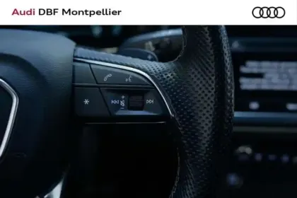 Photo 14 Audi Q3 45 TFSIe 245 ch S tronic 6 S line