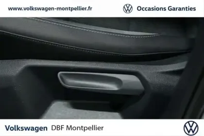 Photo 8 Volkswagen T-roc 1.5 TSI EVO2 150 Start/Stop DSG7 R-Line Edition