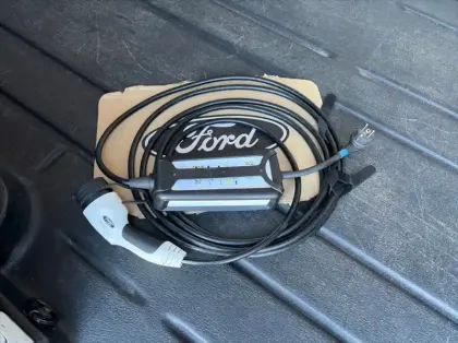 Photo 59 Ford Transit Gén. I Ph2 Trend Business 4