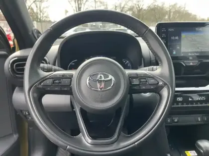 Photo 15 Toyota Yaris Hybride 1.5 HYBRID 116H PREMIERE AWD AUTO