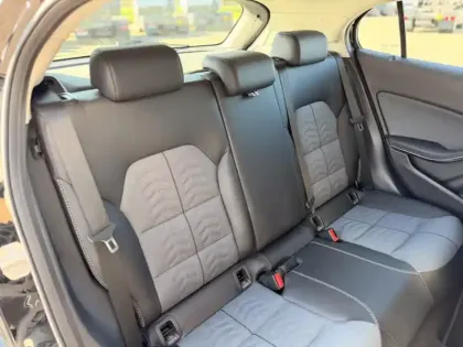 Photo 10 Mercedes GLA 180 Business Edition Pack Style