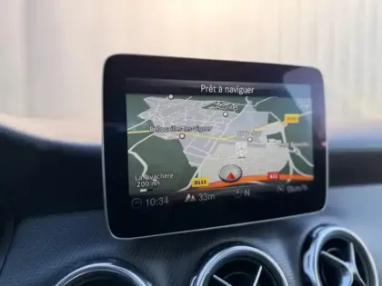 Photo 15 Mercedes GLA 180 Business Edition Pack Style