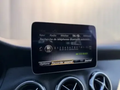 Photo 12 Mercedes GLA 180 Business Edition Pack Style