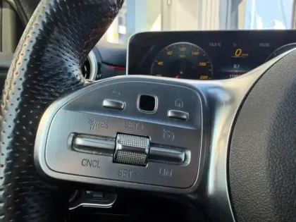 Photo 10 Mercedes Classe A 180 d 116ch AMG Line 7G-DCT