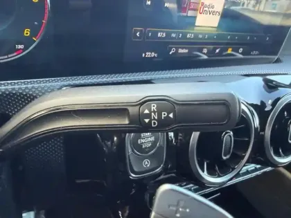 Photo 12 Mercedes Classe A 180 d 116ch AMG Line 7G-DCT