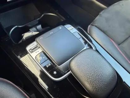 Photo 5 Mercedes Classe A 180 d 116ch AMG Line 7G-DCT