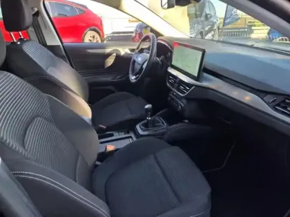 Photo 22 Ford Focus 1.0 EcoBoost mHEV 125ch Titanium X Business