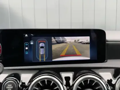 Photo 27 Mercedes Classe A 200 d AMG Line