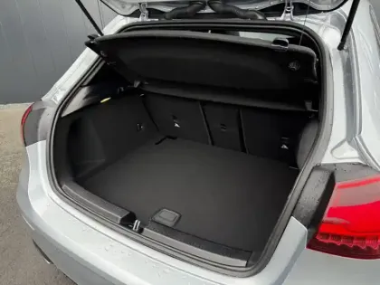 Photo 6 Mercedes Classe A 200 d AMG Line