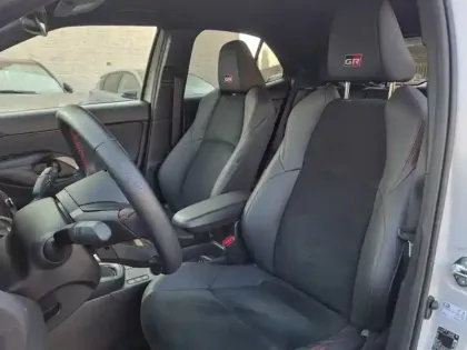 Photo 11 Toyota Yaris Hybride 1.5 116H GR SPORT