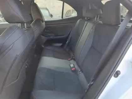 Photo 12 Toyota Yaris Hybride 1.5 116H GR SPORT