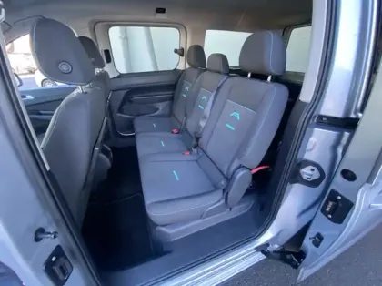 Photo 8 Ford Tourneo Connect Grd 2.0 EcoBlue 122ch Active