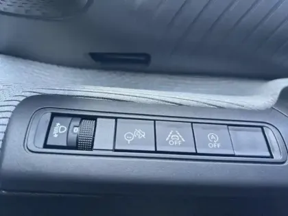 Photo 13 Citroën C3  1.2 Turbo 100ch MAX