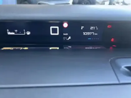 Photo 14 Citroën C3  1.2 Turbo 100ch MAX