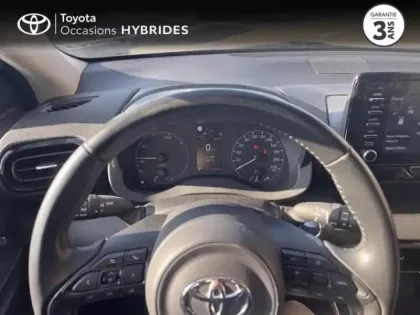 Photo 12 Toyota Yaris  116h Dynamic 5p MC24