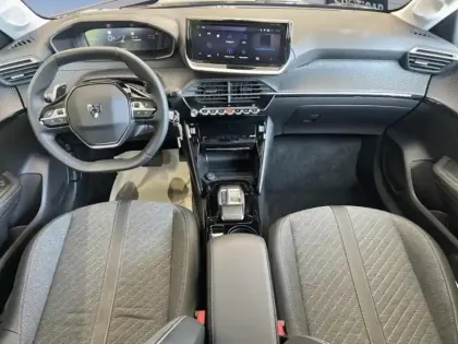 Photo 7 Peugeot 208  1.2 Hybrid 100ch Allure e-DCS6
