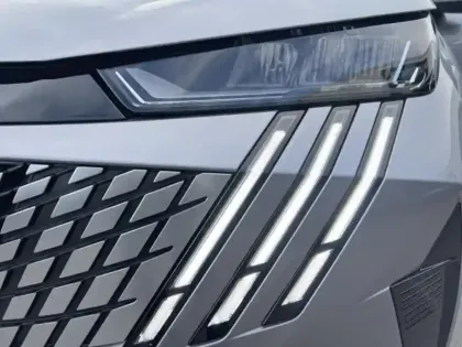 Photo 11 Peugeot 3008 Gén. III Ph1 Allure 5