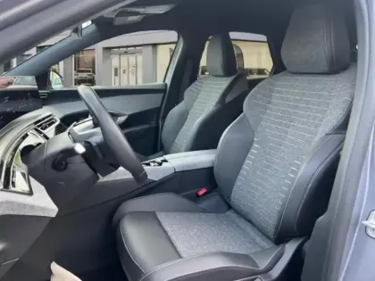 Photo 8 Peugeot 3008 Gén. III Ph1 Allure 5