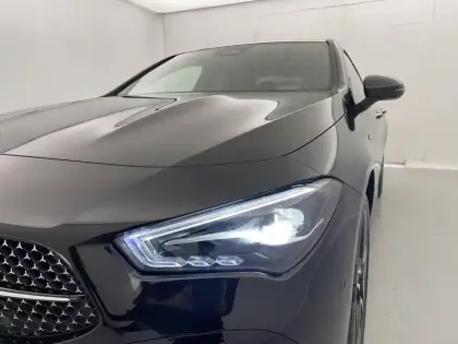 Photo 30 Mercedes CLA  Coupé 250 e Hybrid EQ 8G-DCT