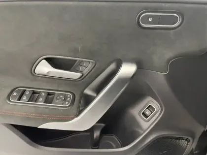 Photo 24 Mercedes CLA  Coupé 250 e Hybrid EQ 8G-DCT