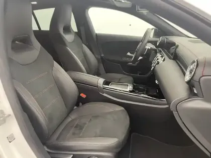 Photo 25 Mercedes CLA  Shooting Brake 200 d 8G-DCT