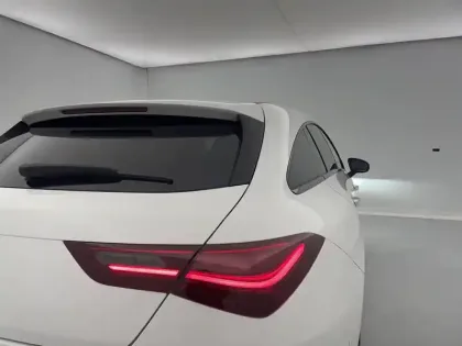 Photo 31 Mercedes CLA  Shooting Brake 200 d 8G-DCT