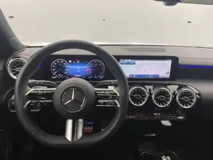 Photo 21 Mercedes CLA  Shooting Brake 200 d 8G-DCT